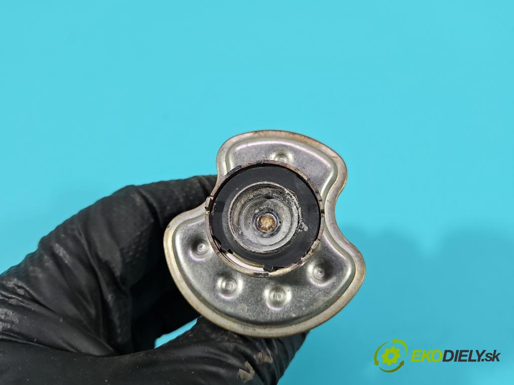 Skoda Superb III 2015-2024 2.0 tdi 150 hp automatic 110 kW 1968 cm3 5- vstřikovač 0444021118 (Vstřikovač paliva)