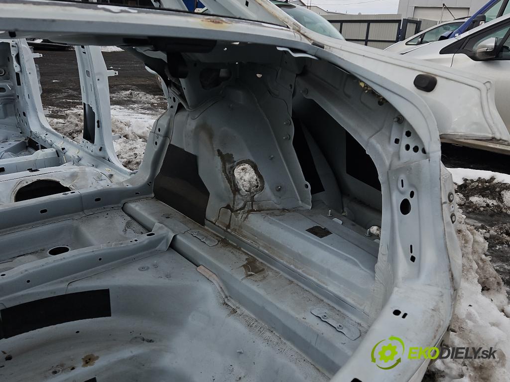 Audi A4 B9 2015-2024 2.0 TFSI 252KM automatic 185 kW 1984 cm3 4- blatnik zadní pravý