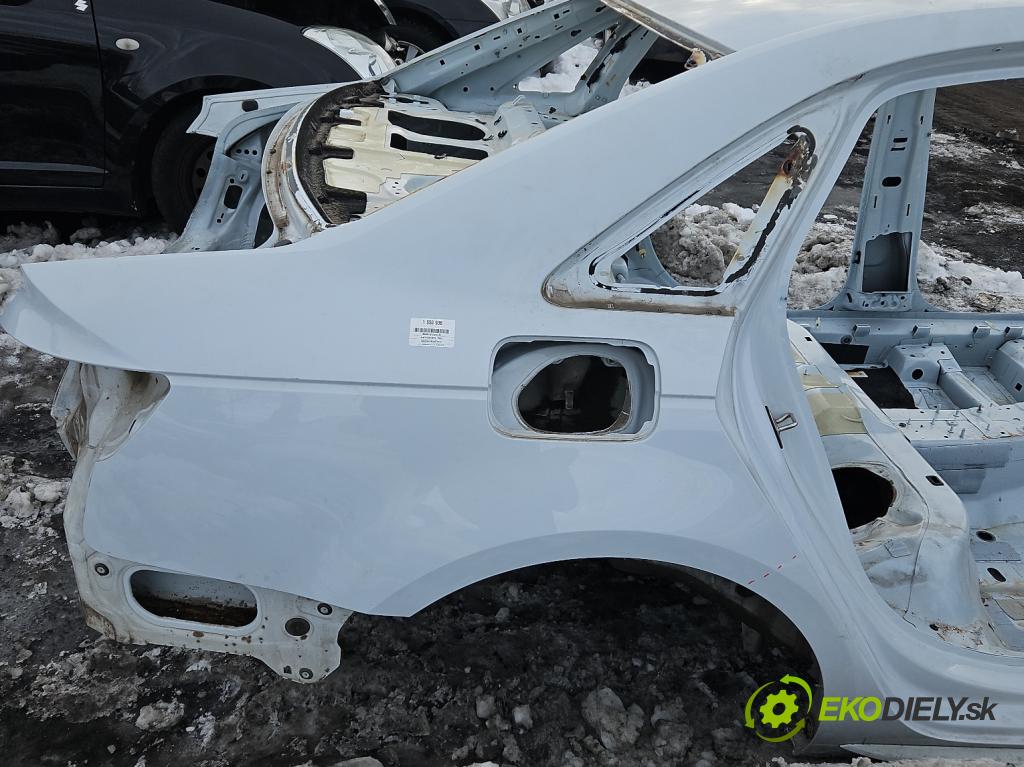 Audi A4 B9 2015-2024 2.0 TFSI 252KM automatic 185 kW 1984 cm3 4- blatnik zadní pravý 