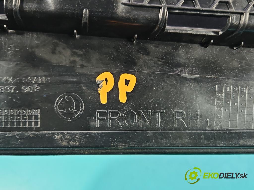 Skoda Superb III 2015-2024 2.0 tdi 150 hp automatic 110 kW 1968 cm3 5- lišta dveře přední pravé 3V0837902