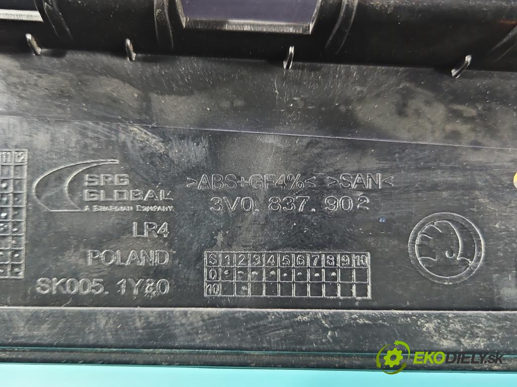 Skoda Superb III 2015-2024 2.0 tdi 150 hp automatic 110 kW 1968 cm3 5- lišta dveře přední pravé 3V0837902