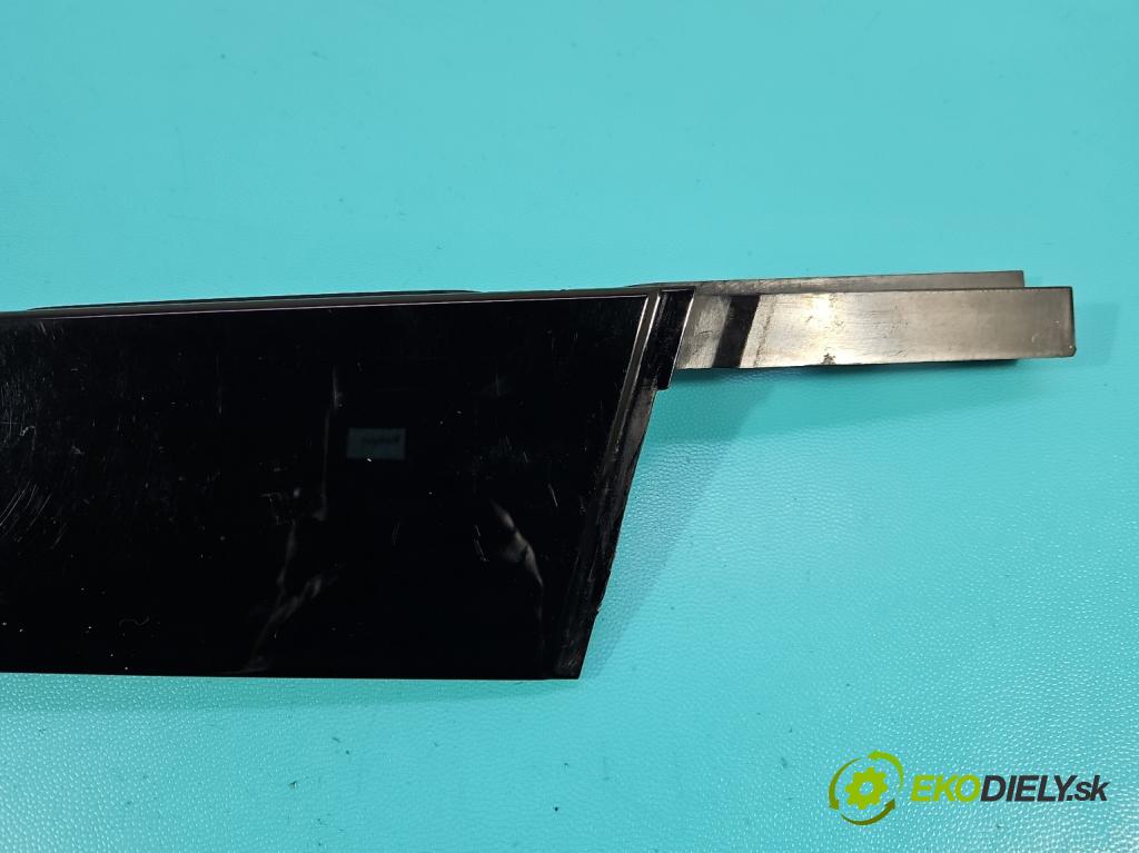 Skoda Superb III 2015-2024 2.0 tdi 150 hp automatic 110 kW 1968 cm3 5- lišta dveře přední pravé 3V0837902