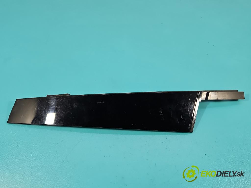 Skoda Superb III 2015-2024 2.0 tdi 150 hp automatic 110 kW 1968 cm3 5- lišta dveře přední pravé 3V0837902