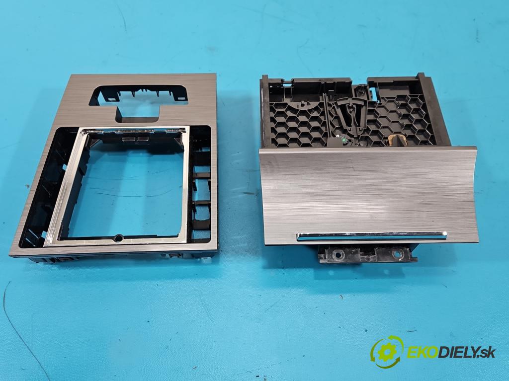 Skoda Superb III 2015-2024 2.0 tdi 150 HP automatic 110 kW 1968 cm3 5- lišta ozdobná vnitŕní: 3V1858415