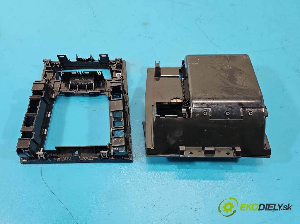 Skoda Superb III 2015-2024 2.0 tdi 150 HP automatic 110 kW 1968 cm3 5- lišta ozdobná vnitŕní: 3V1858415