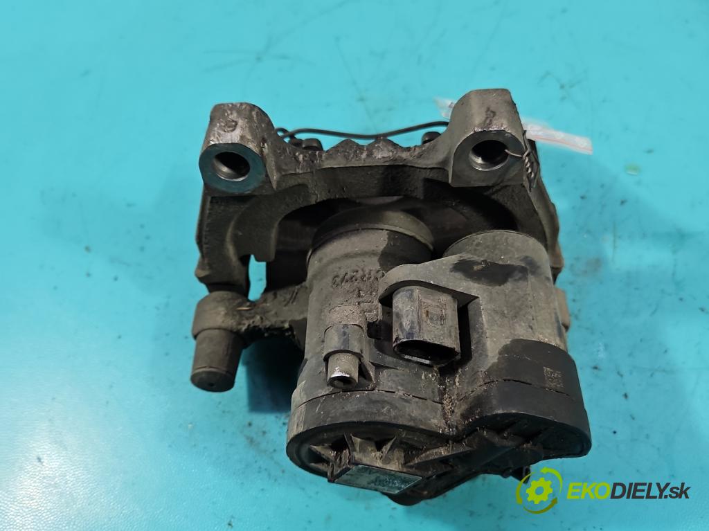 Skoda Superb III 2015-2024 2.0 tdi 150 HP automatic 110 kW 1968 cm3 5- brzdič zadné ľavý 3Q0615405 (Kľučka dverí ostatné)