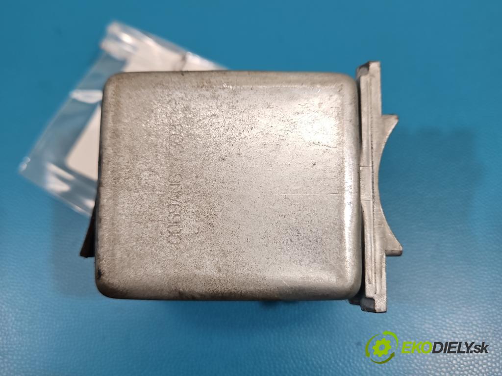 Saab 9-3 II 2002-2012 2.0 T 175 HP automatic 129 kW 1998 cm3 4- Blokáda: řízení: 12801116 (Riadenie ostatné)