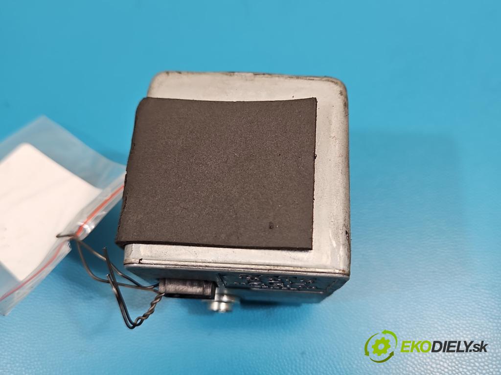 Saab 9-3 II 2002-2012 2.0 T 175 HP automatic 129 kW 1998 cm3 4- Blokáda: řízení: 12801116 (Riadenie ostatné)