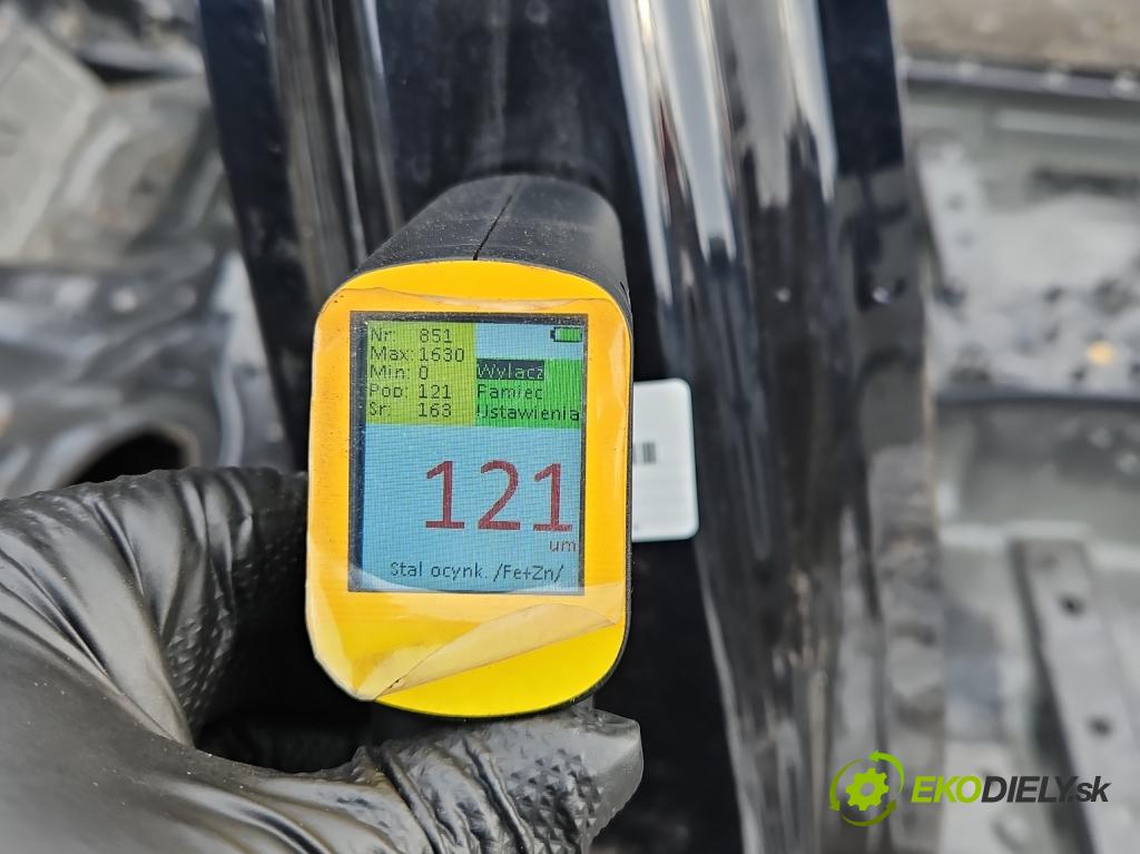 Bmw 5 G30 2017-2024 2.0d 190 hp automatic 140 kW 1995 cm3 4- práh pravý  (Karoserie ostatní)