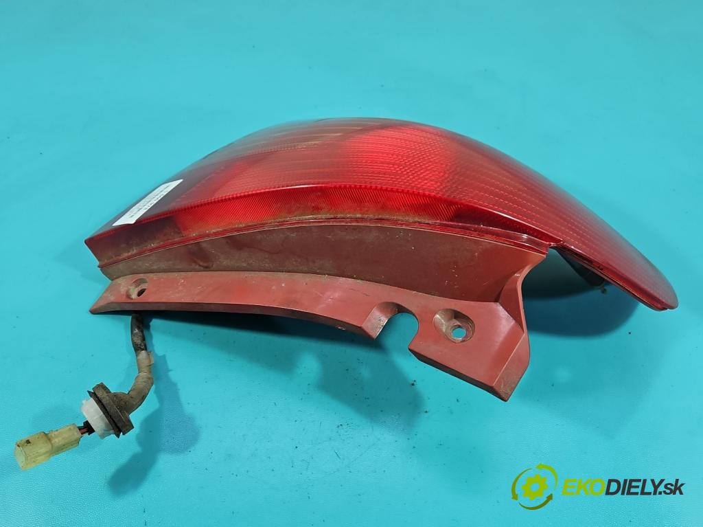 Suzuki Swift Mk6 2005-2010 1.3 16V 92 HP manual 68 kW 1328 cm3 5- svetlo / reflektor zadné ľavé  (Kľučka dverí ostatné)