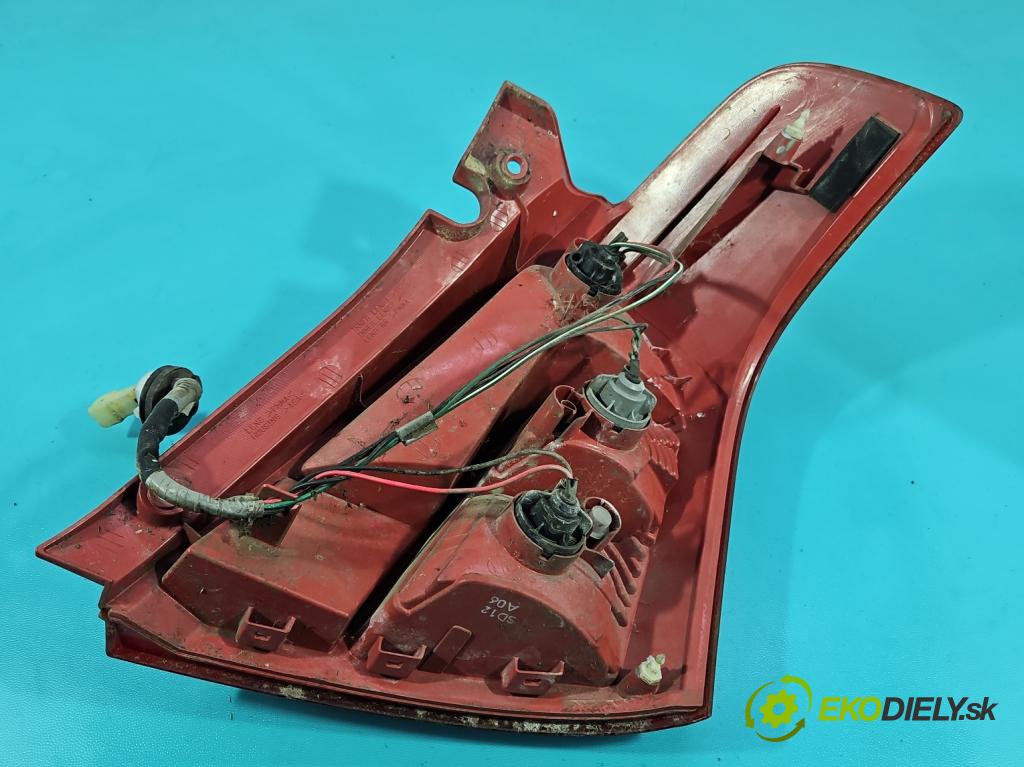 Suzuki Swift Mk6 2005-2010 1.3 16V 92 HP manual 68 kW 1328 cm3 5- svetlo / reflektor zadné ľavé  (Kľučka dverí ostatné)