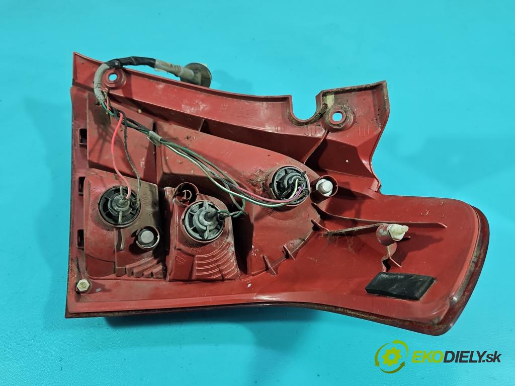 Suzuki Swift Mk6 2005-2010 1.3 16V 92 HP manual 68 kW 1328 cm3 5- svetlo / reflektor zadné ľavé  (Kľučka dverí ostatné)