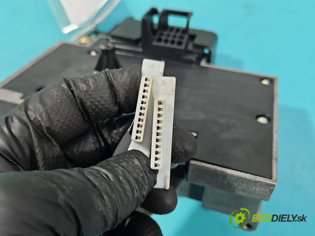 Mazda 6 III GJ 2012-2024 2.0 16V 145 HP automatic 107 kW 1998 cm3 5- Blokáda: řízení: K7400-AZ910 (Riadenie ostatné)