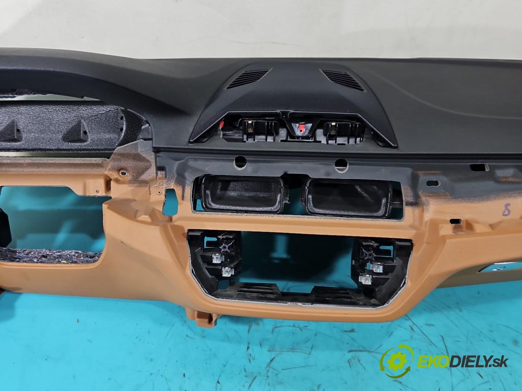 Bmw 5 G30 2017-2024 2.0d 190 HP automatic 140 kW 1995 cm3 4- kokpit,pristrojová doska rozdeľovacia