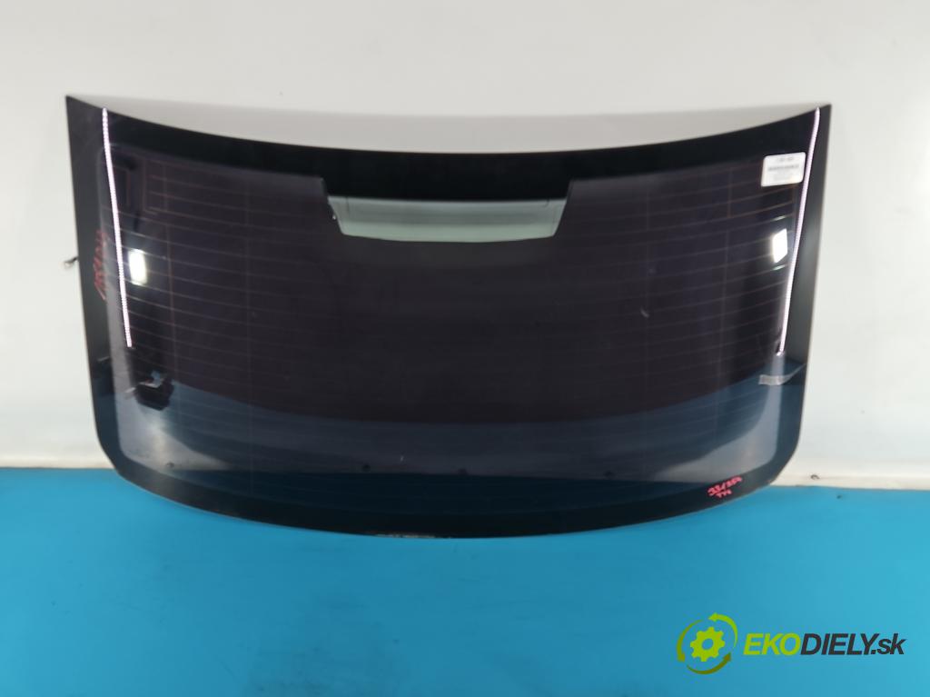 Audi A4 B9 2015-2024 2.0 TFSI 252KM automatic 185 kW 1984 cm3 4- sklo zadní  (Zadní sklo)