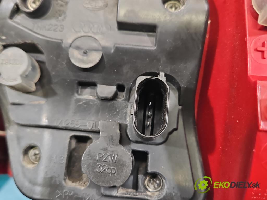 Audi A4 B8 2007-2015 2.0 tdi 136hp manual 100 kW 1968 cm3 4- světlo zadní levé 8K5945095B (Klika dveří ostatní)