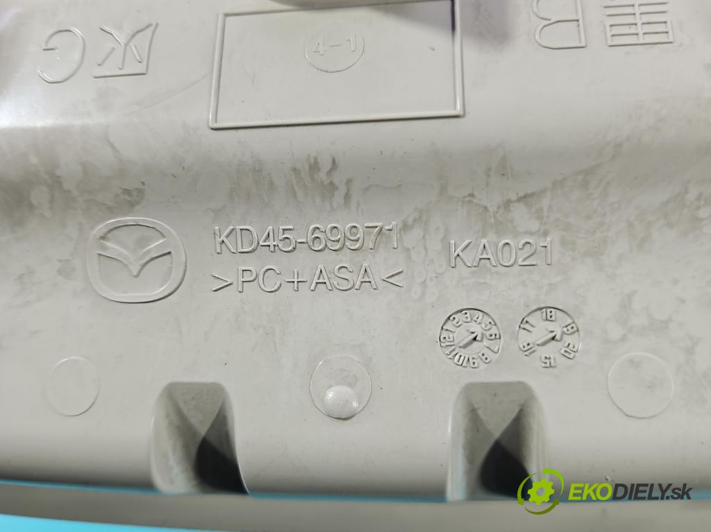 Mazda 6 III GJ 2012-2024 2.0 16V 145 hp automatic 107 kW 1998 cm3 5- světlo interiéru KD45-69971