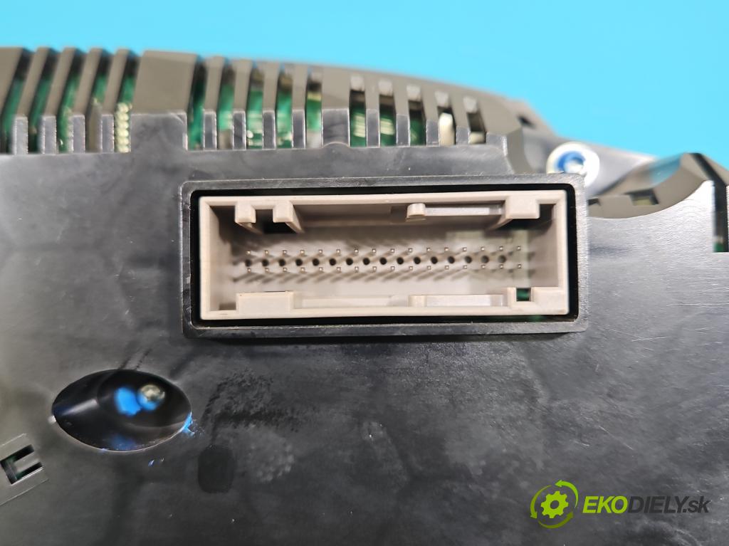 Audi A4 B8 2007-2015 2.0 tdi 136 HP manual 100 kW 1968 cm3 4- prístrojovka/ budíky 8K0920930D (Prístrojová doska)