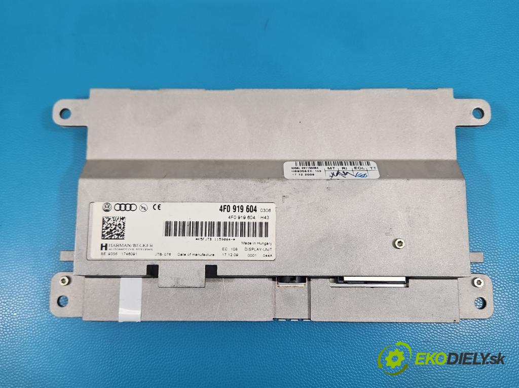 Audi A4 B8 2007-2015 2.0 tdi 136 HP manual 100 kW 1968 cm3 4- Zobrazit: 4F0919604 (Prístrojová doska)