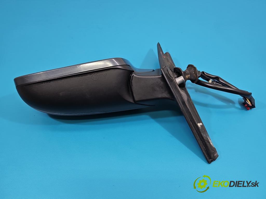 Audi A4 B8 2007-2015 2.0 tdi 136 HP manual 100 kW 1968 cm3 4- zrkadlo ľavé  (Kľučka dverí ostatné)