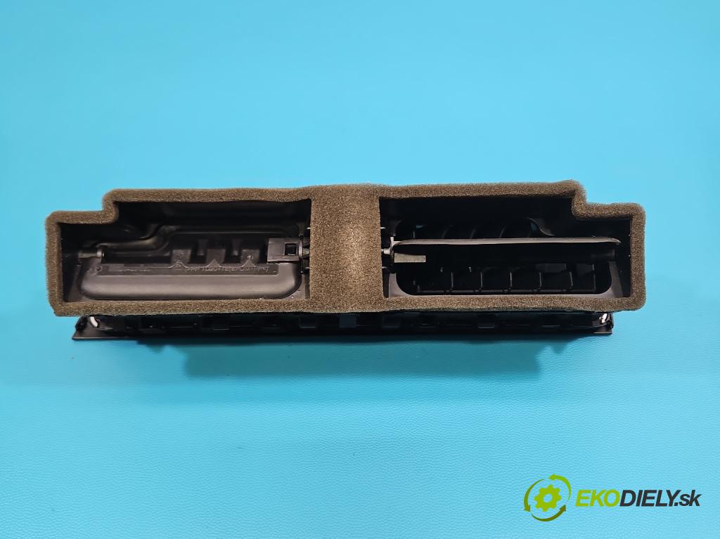 Audi A4 B8 2007-2015 2.0 tdi 136hp manual 100 kW 1968 cm3 4- Mřížka: topení medián: 8T1820951B (Mřížka topení)