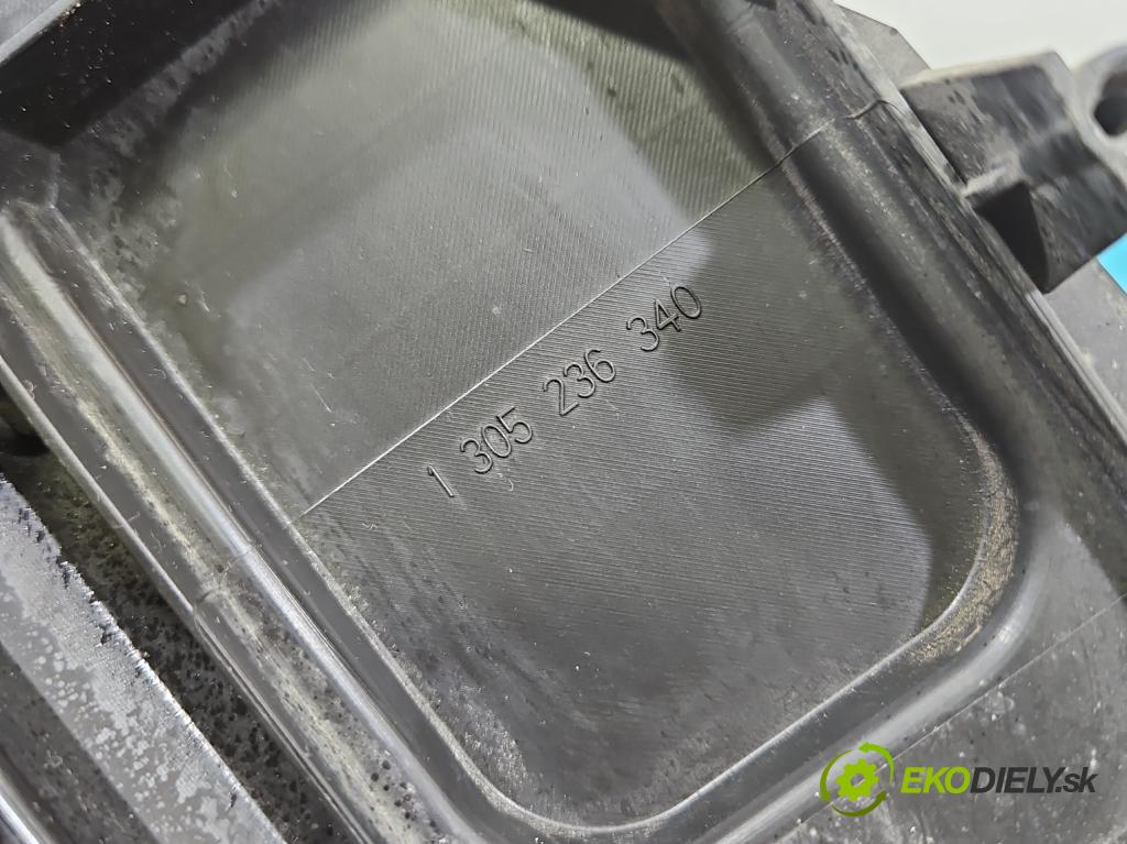 Audi A4 B8 2007-2015 2.0 tdi 136 HP manual 100 kW 1968 cm3 4- Reflektor: ľavý 8K0941003C (Kľučka dverí ostatné)
