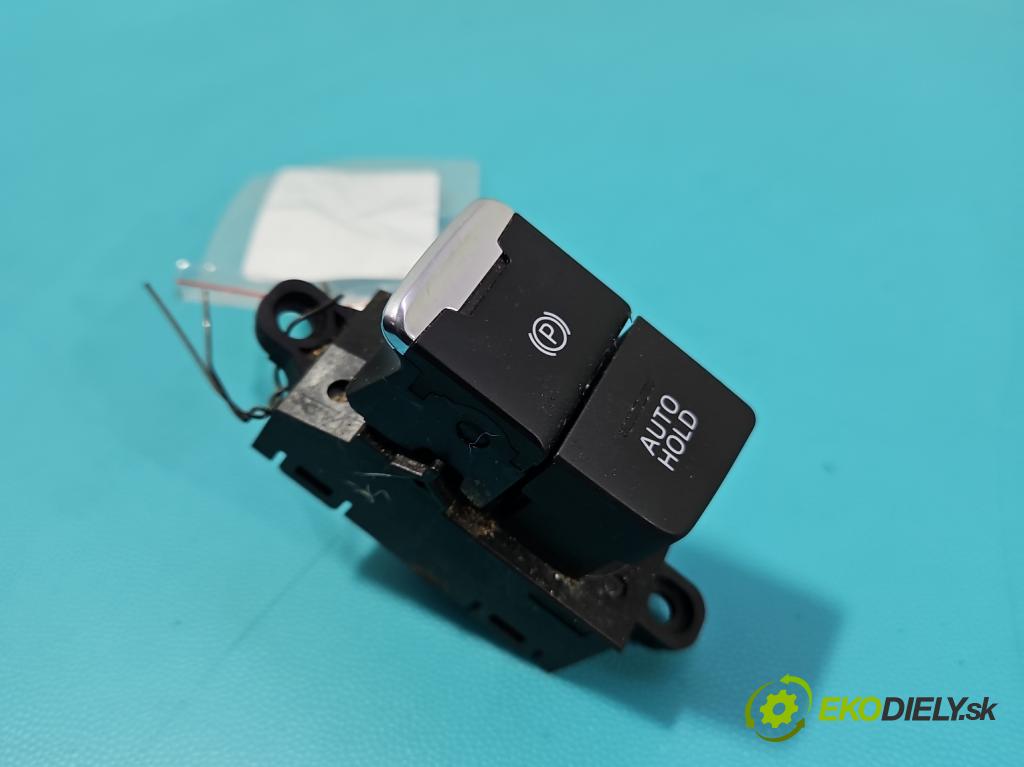 Mazda 6 III GJ 2012-2024 2.0 16V 145 hp automatic 107 kW 1998 cm3 5- Přepínač brzda: ručního  (Páčky pod volantem)