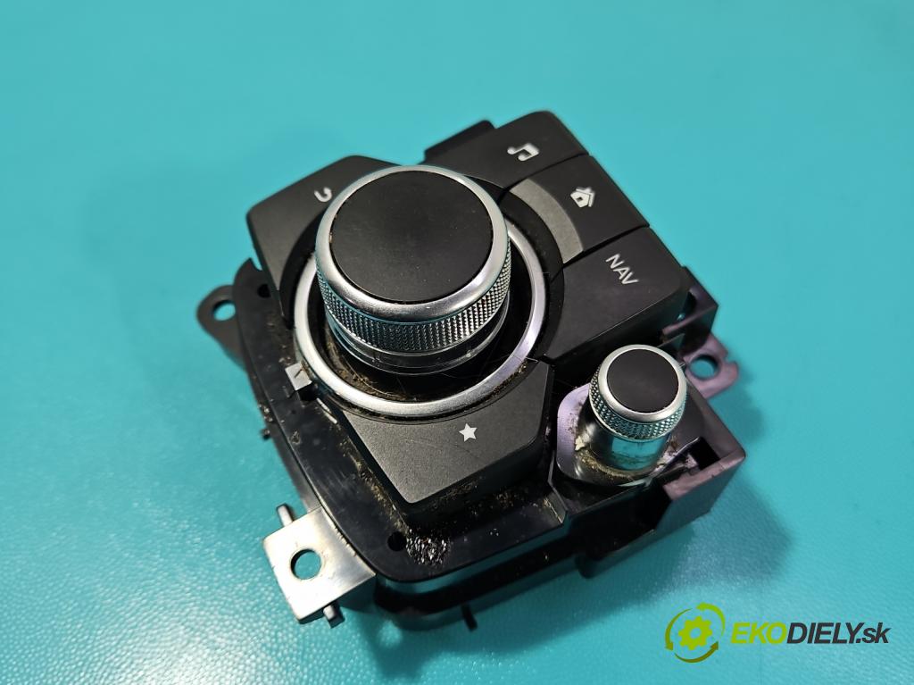 Mazda 6 III GJ 2012-2024 2.0 16V 145 HP automatic 107 kW 1998 cm3 5- prepínač rádio: navigácie GSL366CM0