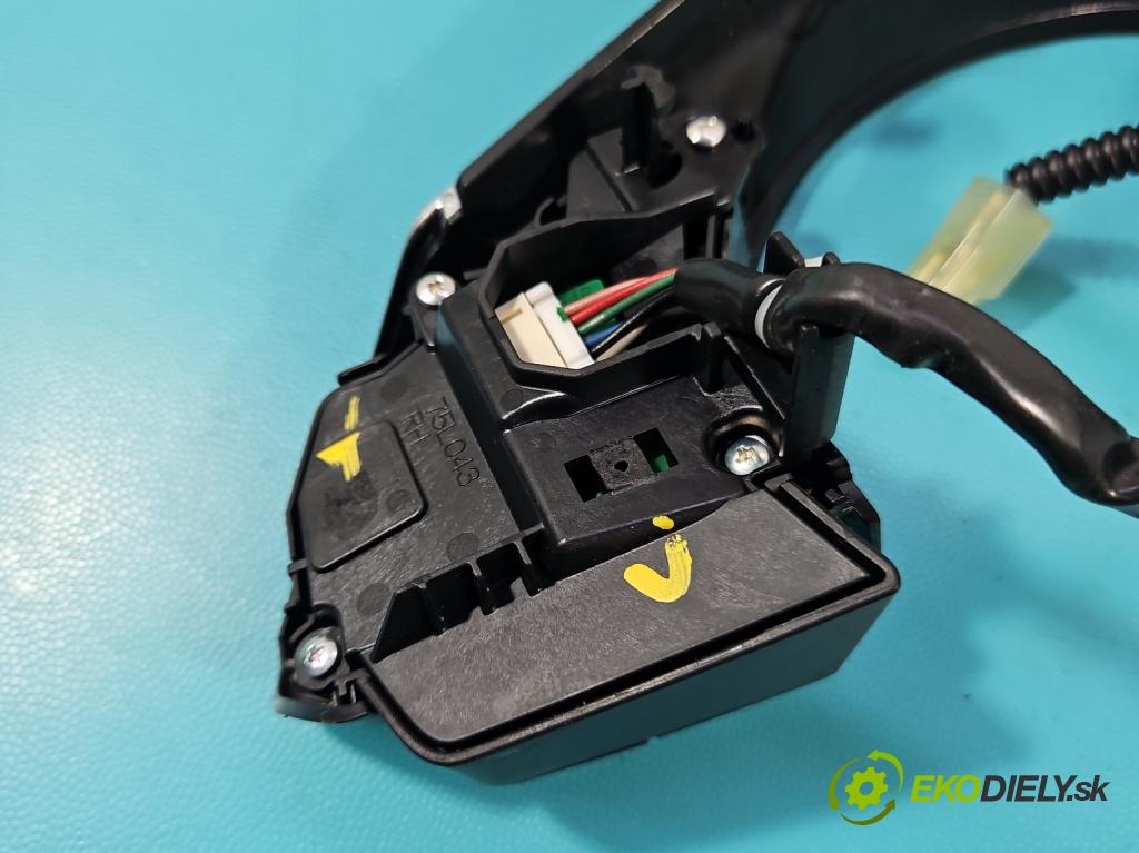 Mazda 6 III GJ 2012-2024 2.0 16V 145 HP automatic 107 kW 1998 cm3 5- prepínač multifunkční: řízení: 75L890 (Prepínacie páčky pod volantom)