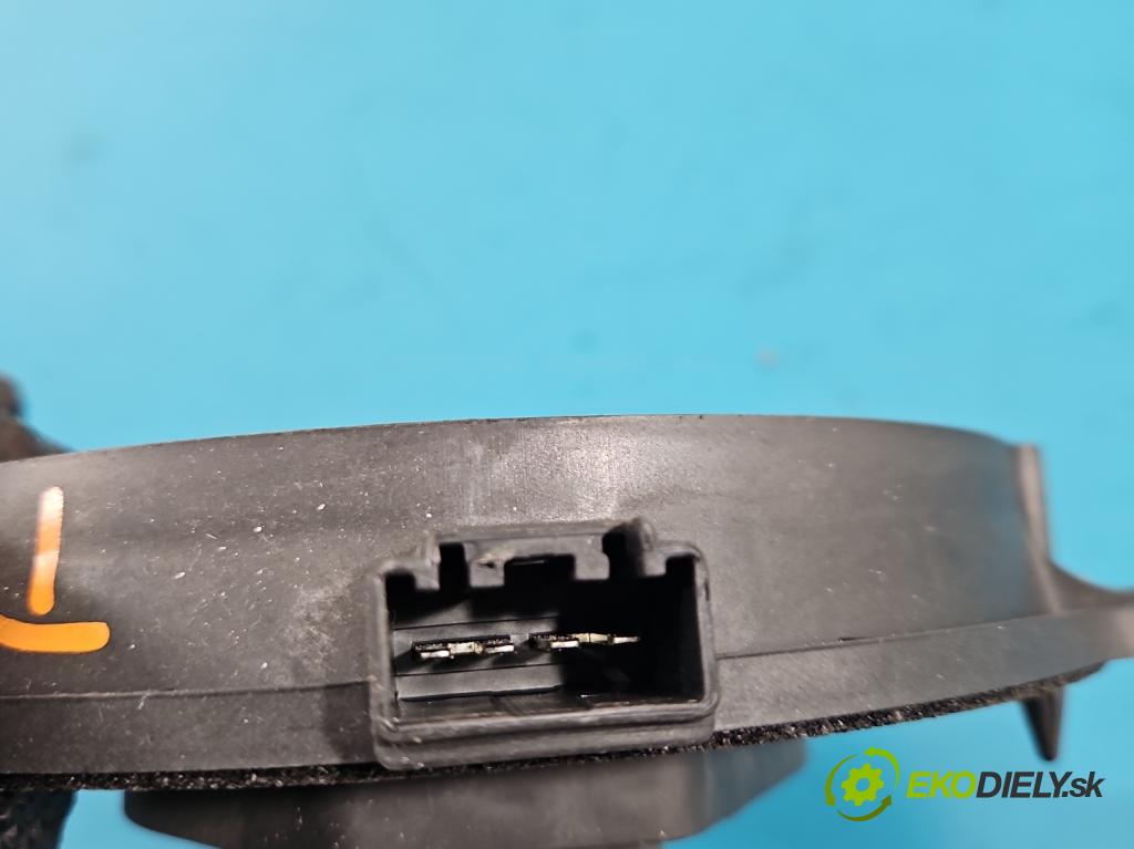 Mazda 6 III GJ 2012-2024 2.0 16V 145 HP automatic 107 kW 1998 cm3 5- reproduktory komplet 66960KA085