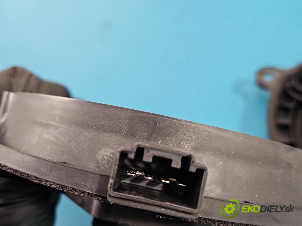 Mazda 6 III GJ 2012-2024 2.0 16V 145 HP automatic 107 kW 1998 cm3 5- reproduktory komplet 66960KA085