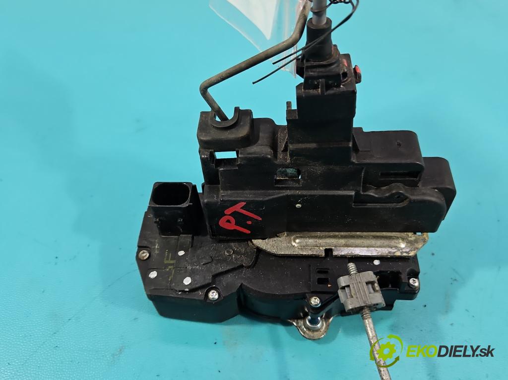 Opel Antara 2006-2015 2.0 cdti 150 hp automatic 110 kW 1991 cm3 5- zámek zadní pravý