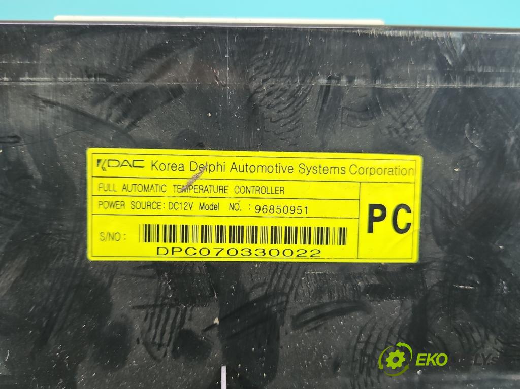 Opel Antara 2006-2015 2.0 cdti 150 HP automatic 110 kW 1991 cm3 5- panel kúrenia 96850951