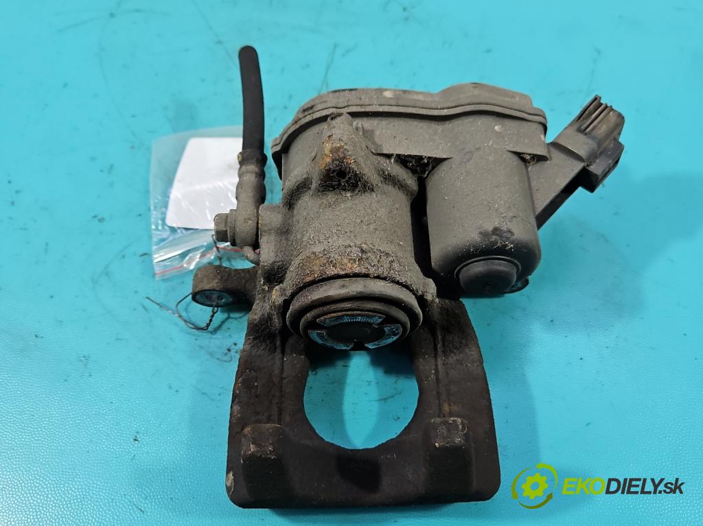 Mazda 6 III GJ 2012-2024 2.0 16V 145 hp automatic 107 kW 1998 cm3 5- brzdič zadní levý  (Klika dveří ostatní)