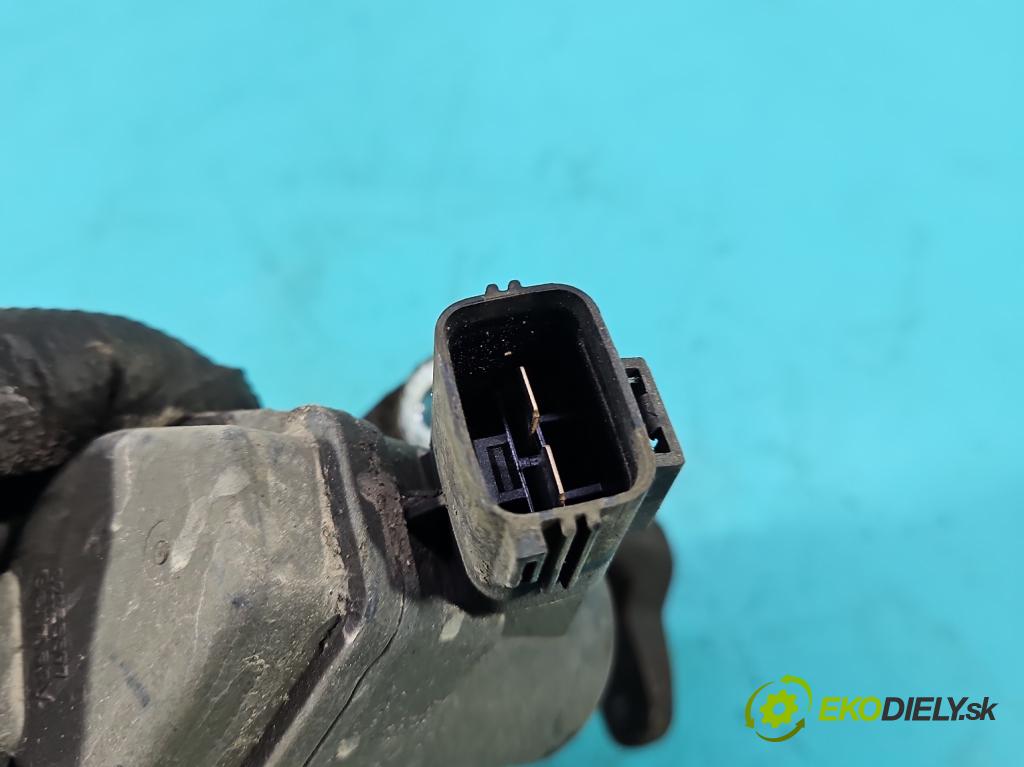 Mazda 6 III GJ 2012-2024 2.0 16V 145 hp automatic 107 kW 1998 cm3 5- brzdič zadní levý  (Klika dveří ostatní)