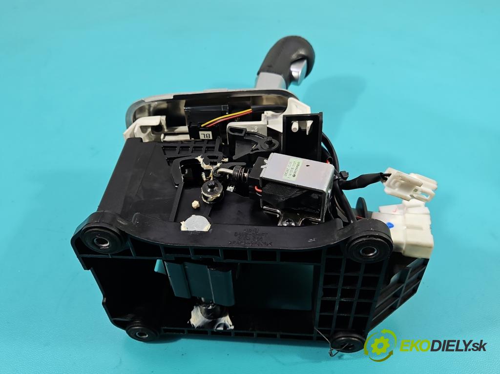 Opel Antara 2006-2015 2.0 cdti 150 HP automatic 110 kW 1991 cm3 5- Páka: Změny: stupeň,rýchlosť  (Rýchlostná páka (kulisa))