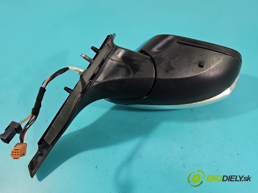 Peugeot 208 I 2012-2019 1.2 12V 82 HP manual 60 kW 1199 cm3 5- zrkadlo pravé  (Kľučka dverí ostatné)