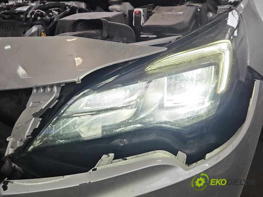 Opel Astra V  2015-2022 1.5 cdti 122 HP manual 90 kW 1496 cm3 5- Reflektor: ľavý 39195688 (Kľučka dverí ostatné)