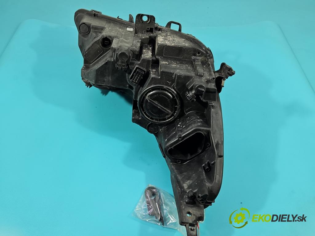 Opel Astra V  2015-2022 1.5 cdti 122 HP manual 90 kW 1496 cm3 5- Reflektor: ľavý 39195688 (Kľučka dverí ostatné)