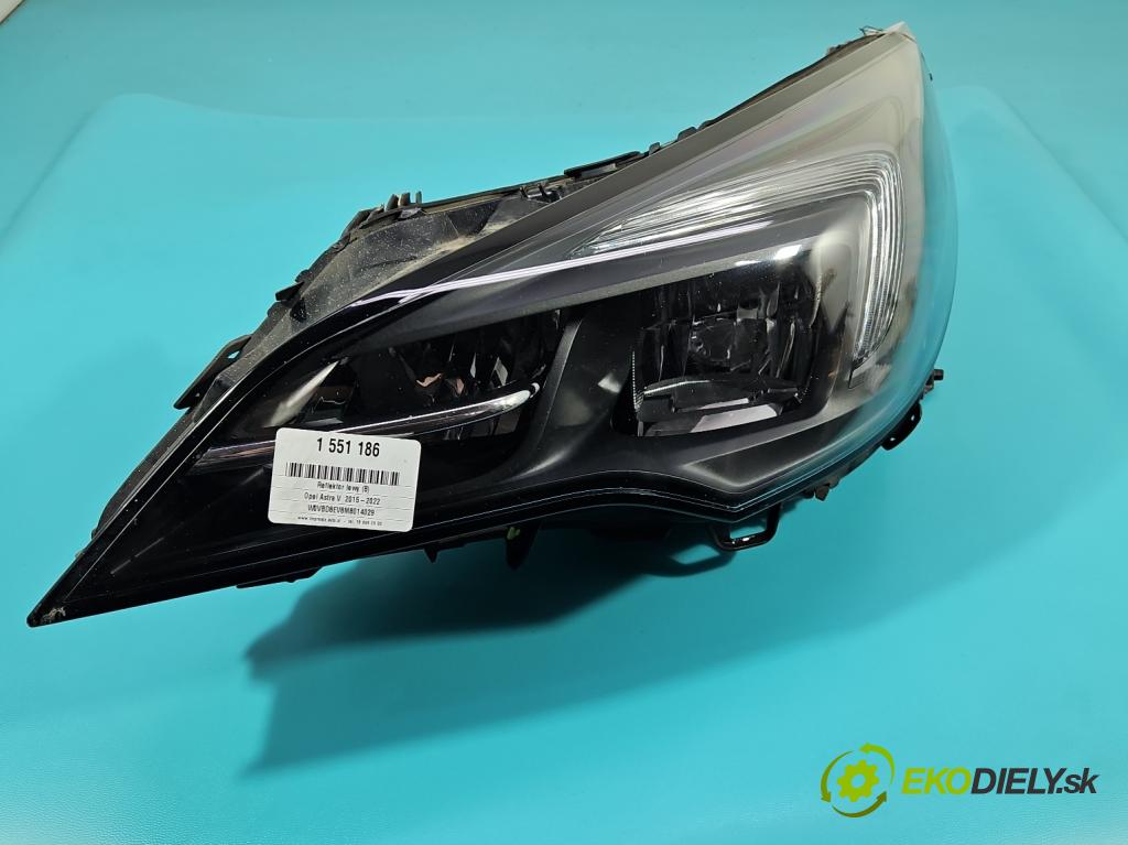 Opel Astra V  2015-2022 1.5 cdti 122 HP manual 90 kW 1496 cm3 5- Reflektor: ľavý 39195688 (Kľučka dverí ostatné)