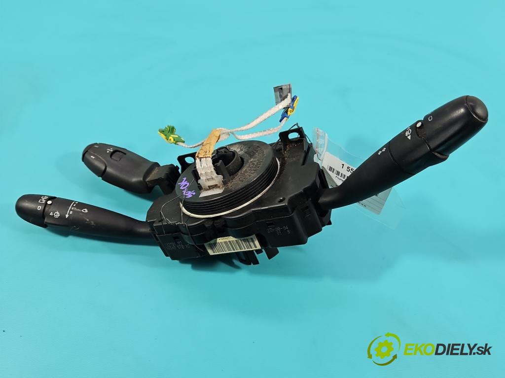 Peugeot 206 1.4 hdi 68 HP manual 50 kW 1398 cm3 5- prepínač komplex: 96542572XT (Prepínacie páčky pod volantom)