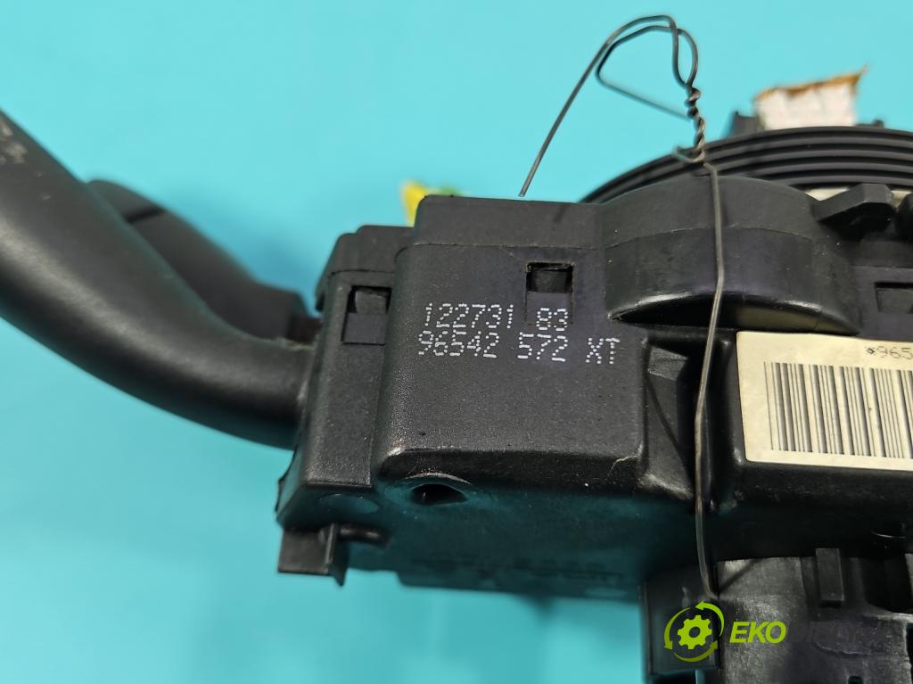 Peugeot 206 1.4 hdi 68 HP manual 50 kW 1398 cm3 5- prepínač komplex: 96542572XT (Prepínacie páčky pod volantom)