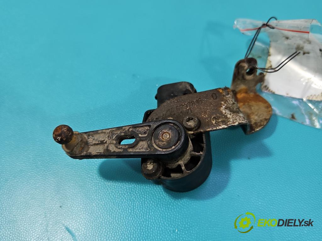 Bmw 3 F30 2011-2018 2.0d 184hp manual 135 kW 1995 cm3 5- snímač nastavenia xenon 6860843 (Snímač)