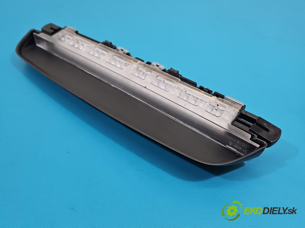 Bmw 5 G30 2017-2024 2.0d 190 HP automatic 140 kW 1995 cm3 4- světlo: stop: 7360527