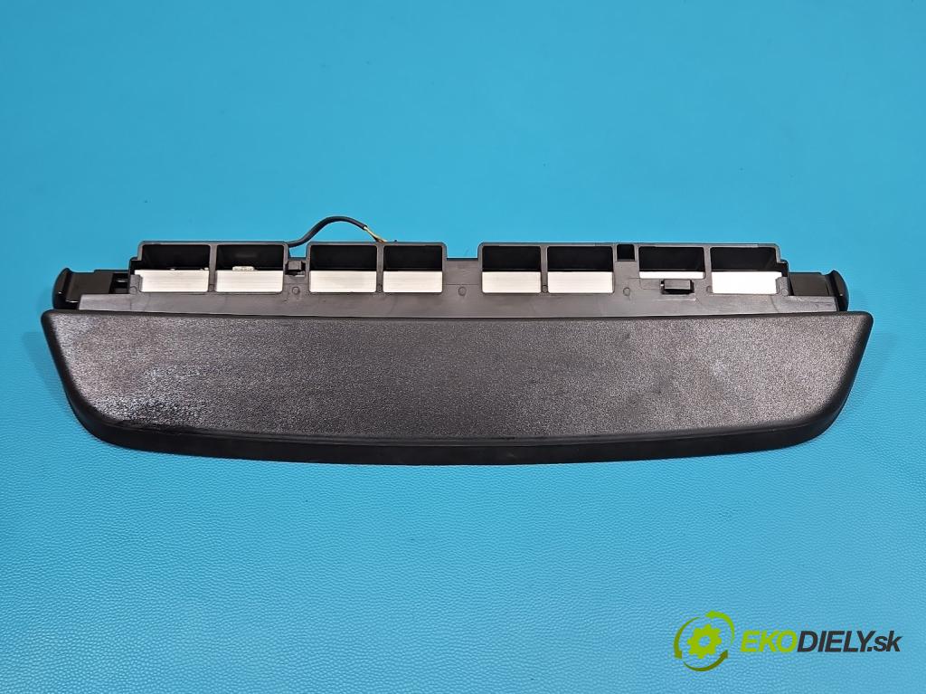 Bmw 5 G30 2017-2024 2.0d 190 HP automatic 140 kW 1995 cm3 4- světlo: stop: 7360527