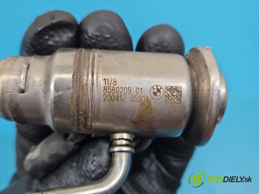 Bmw 5 G30 2017-2024 2.0d 190 HP automatic 140 kW 1995 cm3 4- vstrek 8580209 (Vstrekovač paliva)