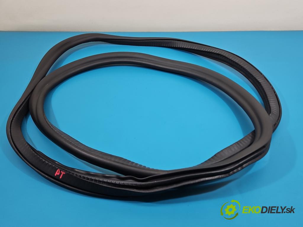 Bmw 5 G30 2017-2024 2.0d 190 HP automatic 140 kW 1995 cm3 4- Těsnění: dvere zadné pravé 7381326 (Karoséria ostatné)