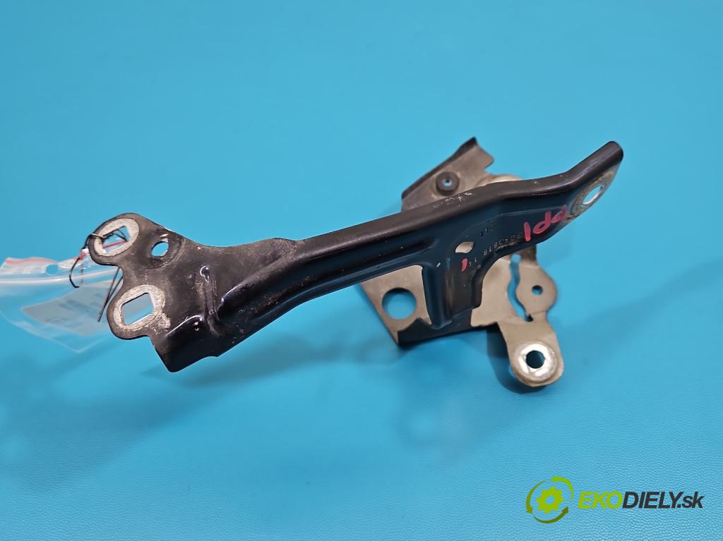 Bmw 5 G30 2017-2024 2.0d 190 HP automatic 140 kW 1995 cm3 4- Upevnenie: 7349618