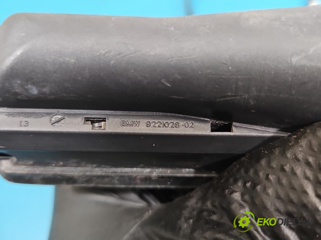 Bmw 5 G30 2017-2024 2.0d 190 hp automatic 140 kW 1995 cm3 4- Balíček: dveře přední pravých 9370948