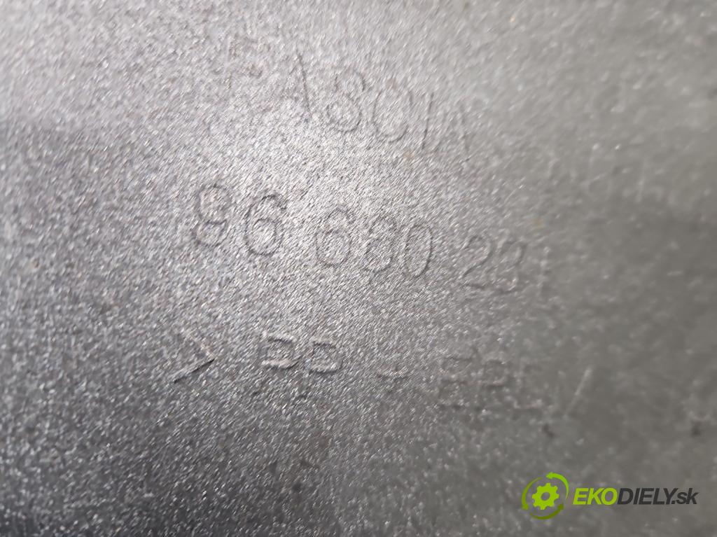 Opel Antara 2006-2015 2.0 cdti 150 hp automatic 110 kW 1991 cm3 5- nárazník zadní  (Klika dveří ostatní)